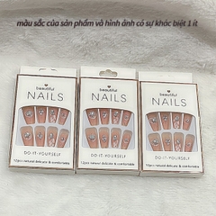 Bộ 12 móng tay giả đính hoa và đá Beautiful Nails LY-08 kèm keo dán