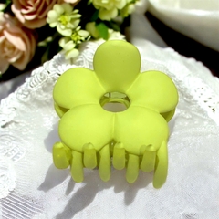 T5.Kẹp tóc hình hoa dễ thương 6,6cm