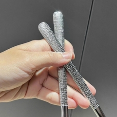 B1. Sét 5 thìa inox cán sần