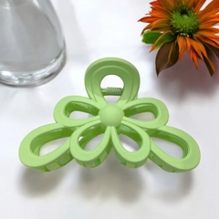 T3.Kẹp tóc càng cua nhựa hinh hoa 11cm