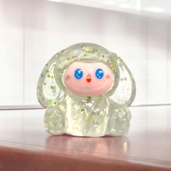 Charm kim tuyến Cún đốm trong suốt dễ thương 3x4cm