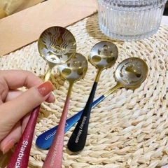 B1. Set 5 Thìa Inox Mạ Vàng Cán Dài Khắc Hình Doraemon 16cm (ngẫu nhiên)