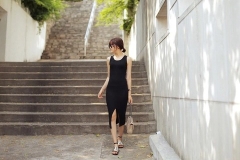 Tiết trời mát mẻ, bạn áp dụng 4 cách diện váy sau thì xinh xắn và tỏa sáng hơn cả nắng thu