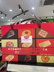 BÁNH QUI HỘP QUÀ - DOMINATE- COMPOSSITE