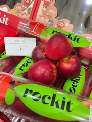 Táo Rockit Newzealang ống 4 trái
