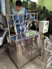 Máy chiết rót 6 vòi