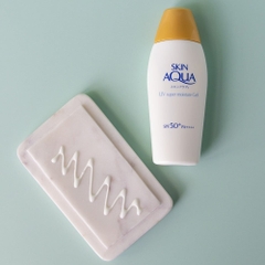 ​Skin Aqua - Kem Chống Nắng Super Moisture Gel Mẫu Mới (110g)