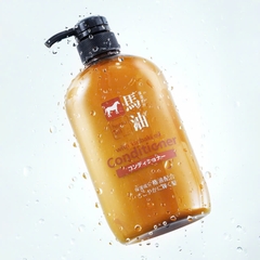 Kumano - Dầu Xả Chiết Xuất Từ Dầu Ngựa Kumano Horse Oil Non Silicon 600ml
