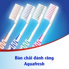Japan - Bàn Chải Đánh Răng Người Lớn Aquafresh
