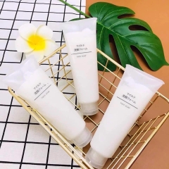 Muji - Sữa Rửa Mặt Tẩy Da Chết Muji 200g