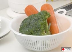 Rổ nhựa màu trắng 2,2 lít- Hàng Nhật nội địa