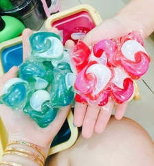 Túi viên giặt & xả Gelball P&G 54 viên màu xanh