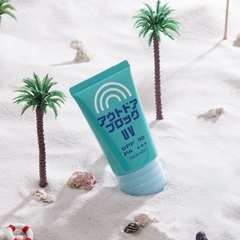 MENARD_Kem Chống Nắng Menard UV SPF 50 PA+++ Nâng Tông Dưỡng Sáng 65g