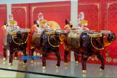 Rượu BRANDY ROYAL RICH XO GOLD 23K trâu vàng Đông Hồ- Xuân Tân Sửu 2021 (kèm hộp đựng và túi cao cấp)