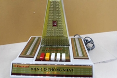 Quạt bàn Vinawind 400-NSD sải cánh 400mm, có đèn