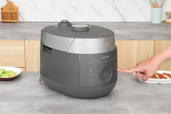 Nồi cơm áp suất cao tần Cuckoo 1.8 lít CRP-LHBR1000F