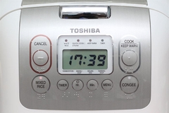 Nồi cơm điện Toshiba 1.8 lít RC-18NMF(WT)VN