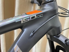 Xe Đạp Califonia 750cc Phanh Dầu 24 số Shimano Trục rỗng