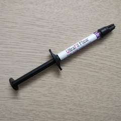 Composite lỏng UltraFil Flow IL-Chung 2g Hàn Quốc