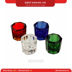 Ly thủy tinh lục giác