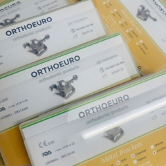 Mắc cài kim loại OrthoEuro - Mini (MUA 5 TẶNG 1)