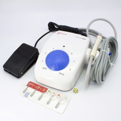 Máy lấy cao răng Woodpecker UDS-K-LED có đèn (máy cạo vôi)