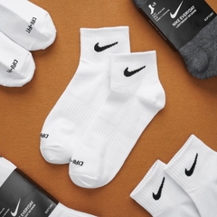 Set vớ cổ trung Nike SET3