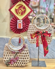 Lục bình đan thắt nơ