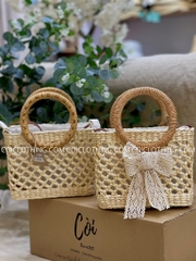 Lục bình ngang đan thưa