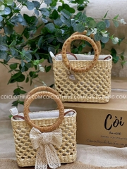 Lục bình ngang đan thưa