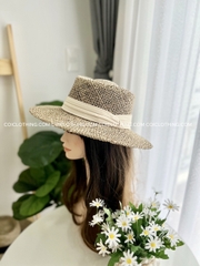 Nón phớt xuyên thấu