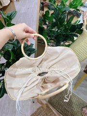 Túi cói vuông cứng thêu hoa