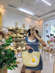 Túi cói vuông cứng thêu hoa