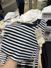 Áo phông kẻ ngang Muji