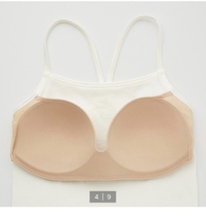 Hai dây croptop uniqlo có bra 448567