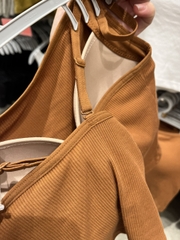 Áo bra crop top Gu 347135