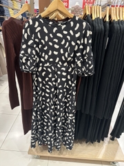 Váy đốm Uniqlo 460594