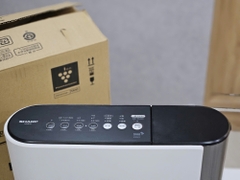 Máy sưởi gốm bù ầm Sharp HX-RK12