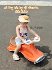 Xe lắc Honper LUXURY HP815 ( Trắng _ cam _ xanh )