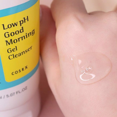Gel Rửa Mặt Trà Tràm Cosrx Low pH Good Morning 150ml