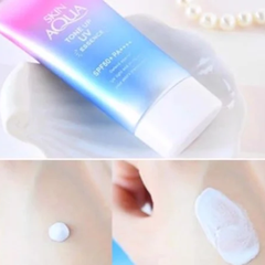 Tinh Chất Chống Nắng Hiệu Chỉnh Sắc Da Sunplay Skin Aqua Tone Up UV Essence - Lavender SPF50+/PA++++ 50g