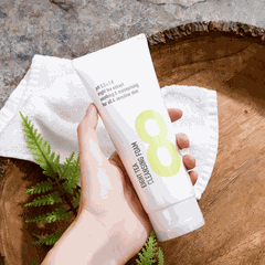 Sữa Rửa Mặt Tạo Bọt Chiết Xuất 8 Loại Trà B.O.M Eight Tea Cleansing Foam 150ml