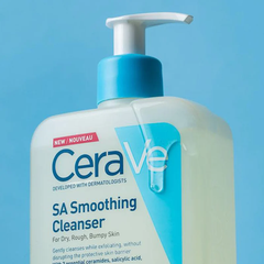 Sữa Rửa Mặt CeraVe Làm Sạch & Tẩy Tế Bào Chết Dịu Nhẹ 236ml SA Smoothing Cleanser