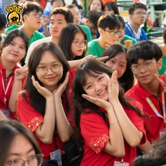 12A4 - THPT Nguyễn Hữu Cầu