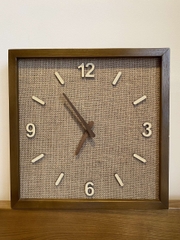 Đồng Hồ Gỗ Thủ Công – Sự Kết Hợp Hoàn Hảo Giữa Nghệ Thuật Và Công Nghệ