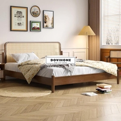 Giường Ngủ Gỗ Tự Nhiên Thiết Kế Thanh Lịch M42