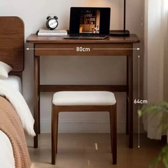 Bàn Gỗ Tự Nhiên Nhỏ Gọn Đa Năng