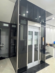 Thang Máy Tiêu Chuẩn Khung Thép Vách Kính