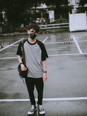 ÁO THUN OVERSIZE RAGLAN TRƠN