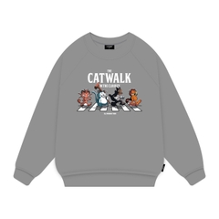 SWEATER CATWALK